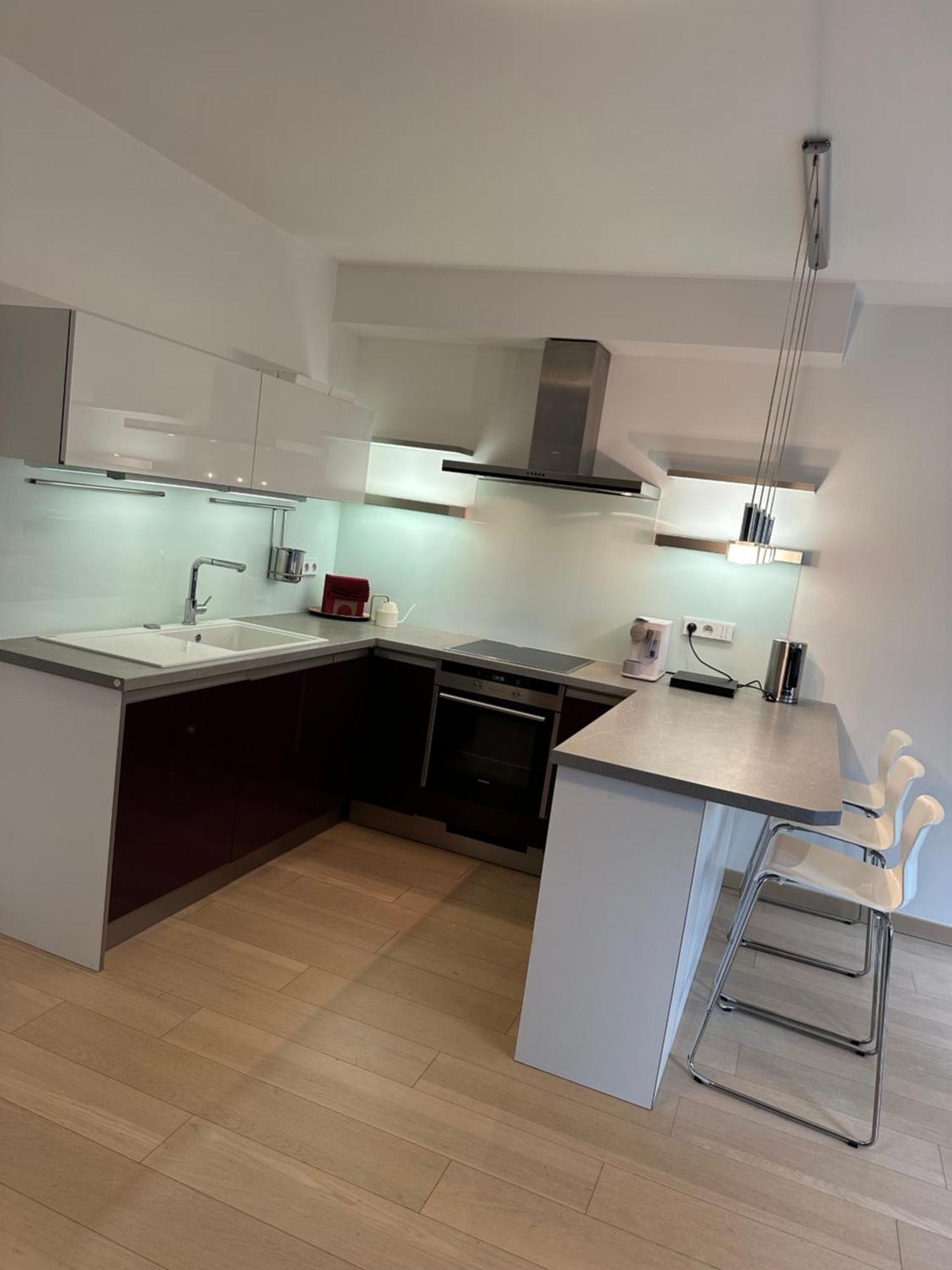 Apartments Palmovka Praag Buitenkant foto