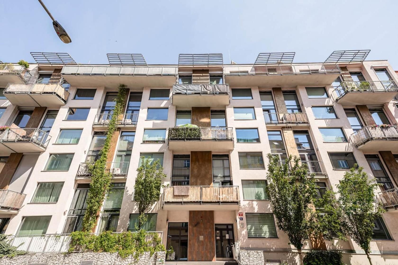 Apartments Palmovka Praag Buitenkant foto