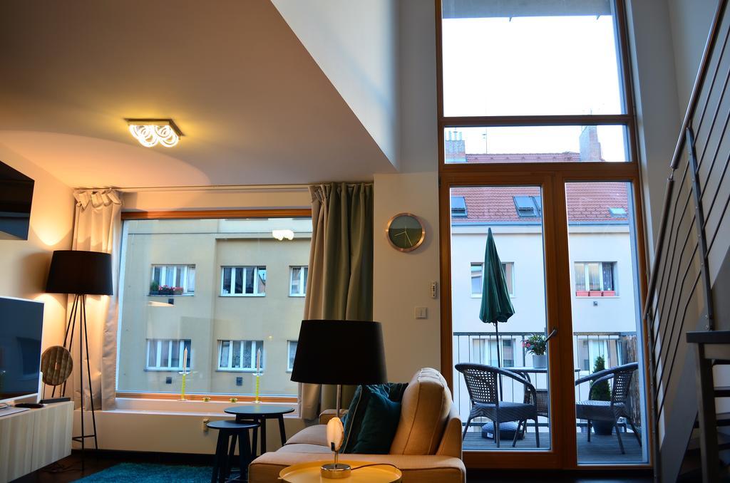 Apartments Palmovka Praag Buitenkant foto